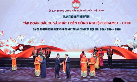 Tập đoàn Becamex được biểu dương, vinh danh từ Mặt trận Tổ quốc Việt Nam về an sinh xã hội